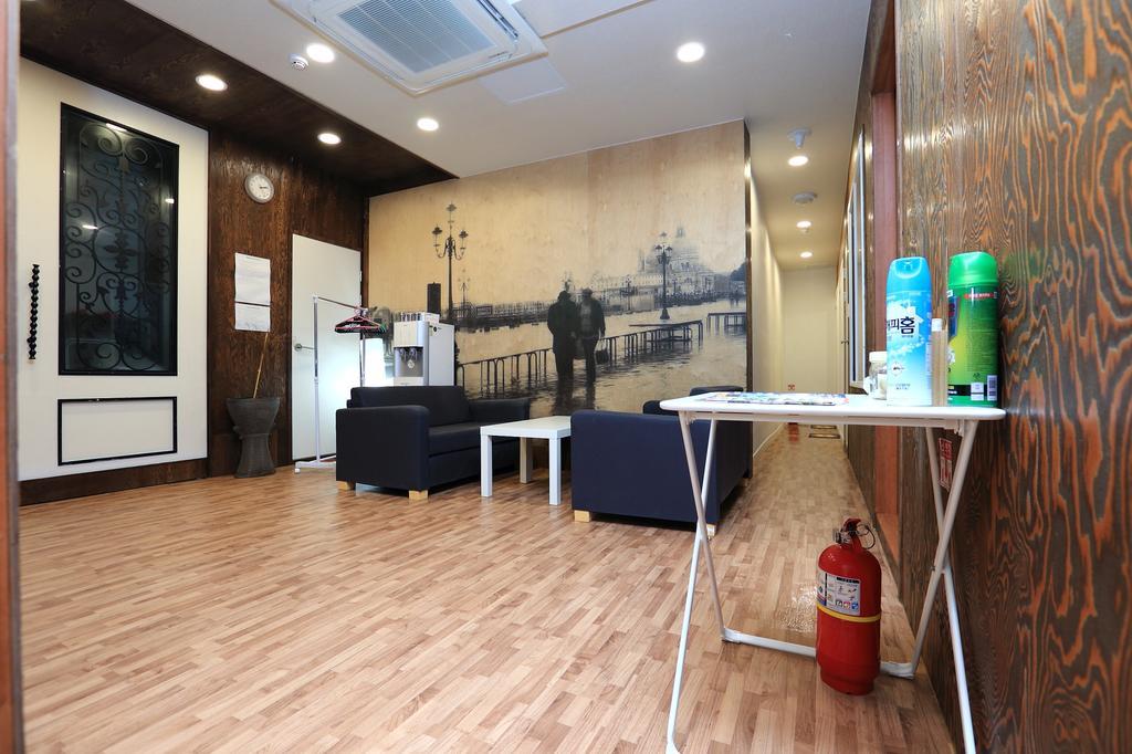 Maison Sondemul Guesthouse Чеджу Екстериор снимка