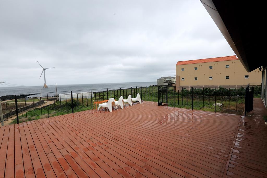 Maison Sondemul Guesthouse Чеджу Екстериор снимка