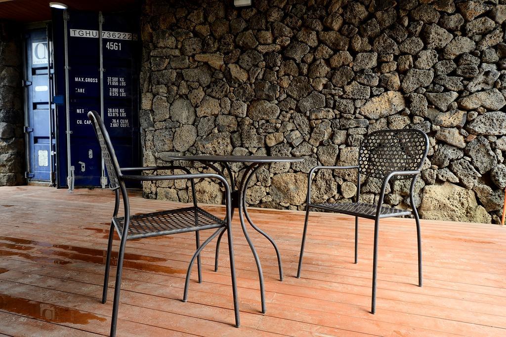 Maison Sondemul Guesthouse Чеджу Екстериор снимка